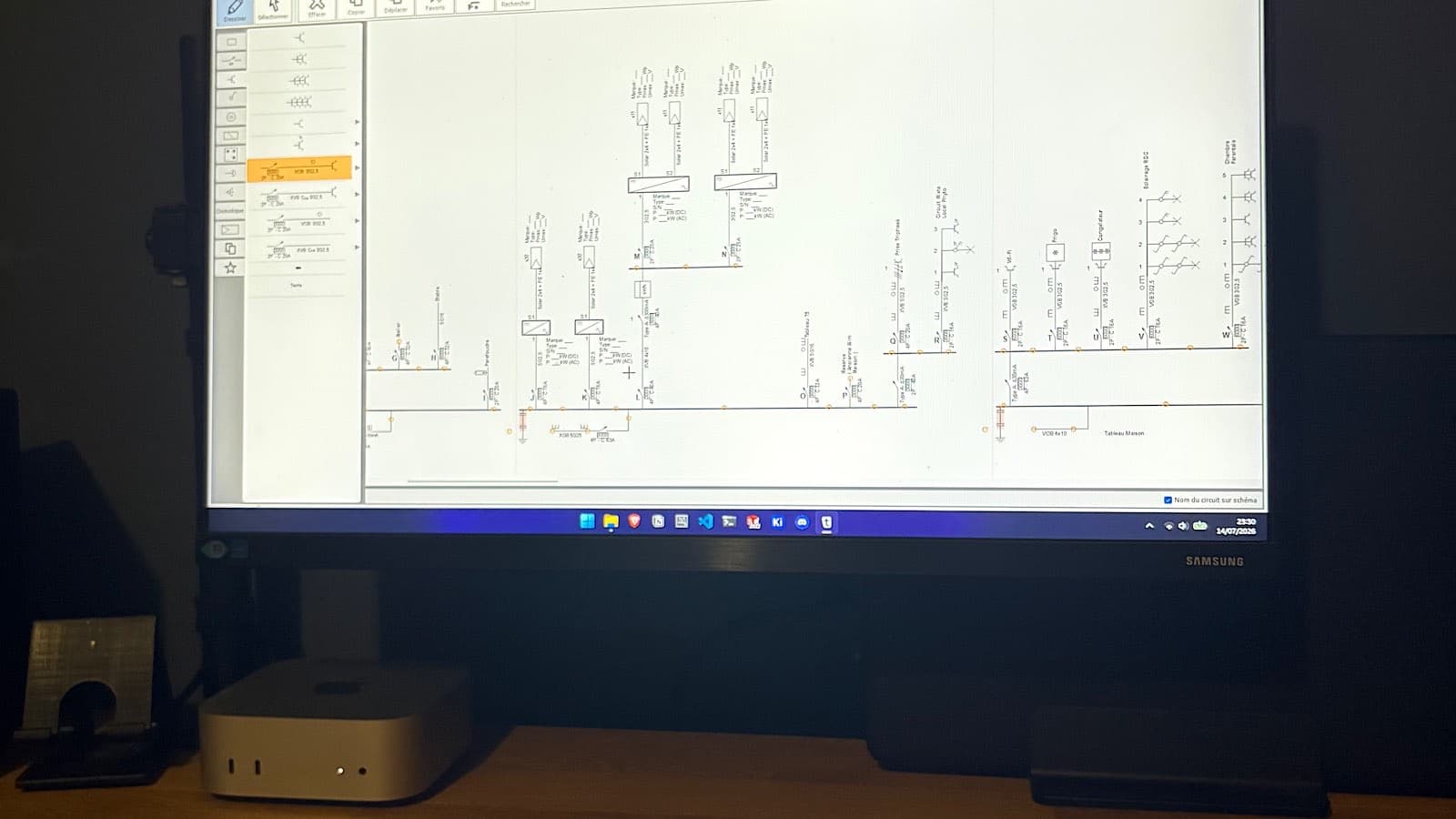 Schéma unifilaire d'un tableau en cours de réalisation sur ordinateur